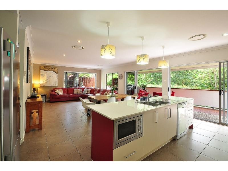 1 Plantation Road, Burleigh Heads QLD 4220