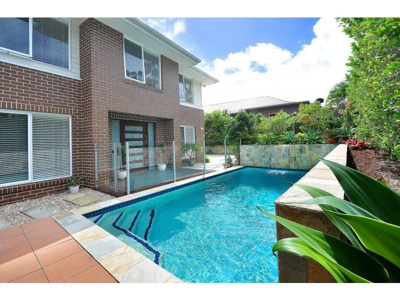 1 Plantation Road, Burleigh Heads QLD 4220