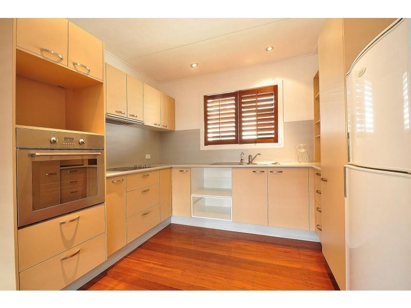 8/1873 Gold Coast Highway, Burleigh Heads QLD 4220