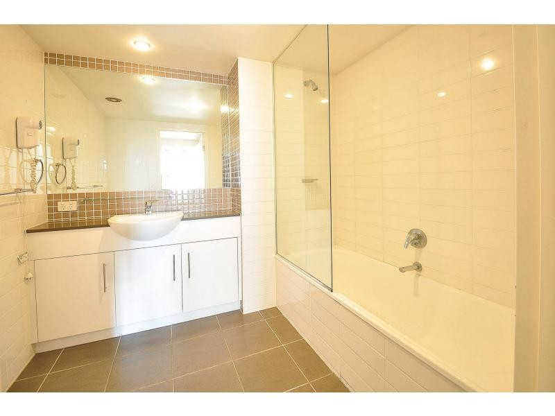 1015/1 Ocean Street, Burleigh Heads QLD 4220