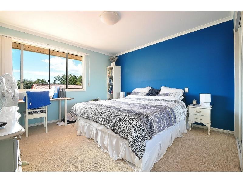 16/18 Tallebudgera Creek Road, Burleigh Heads QLD 4220