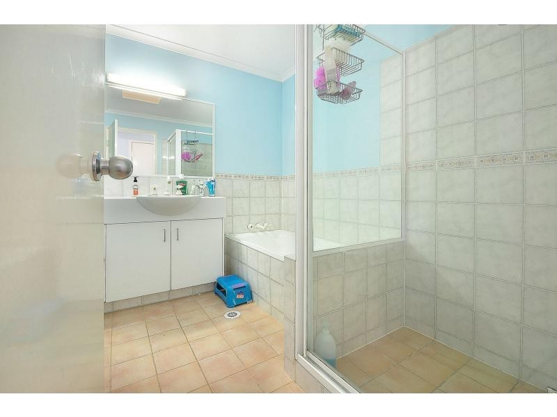 16/18 Tallebudgera Creek Road, Burleigh Heads QLD 4220