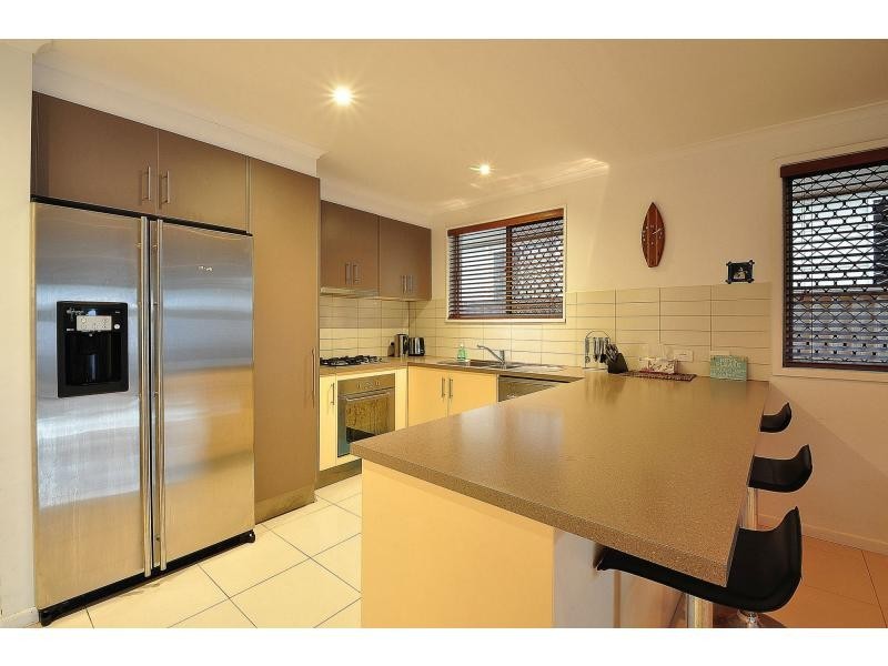 70 Sunshine Parade, Miami QLD 4220