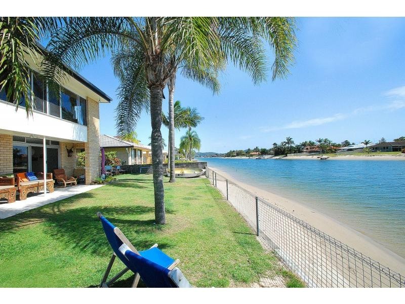 222 Mallawa Drive, Palm Beach QLD 4221