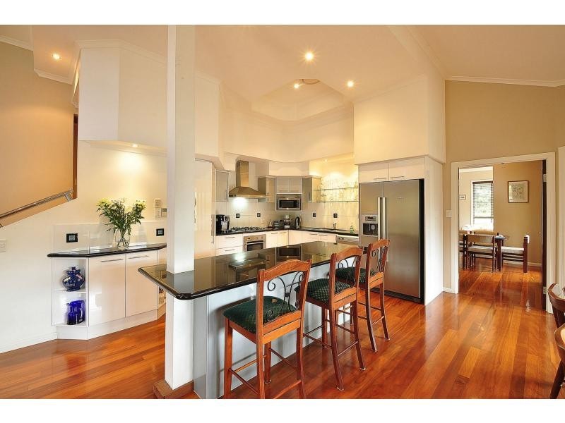 25 Fenton Drive, Tallebudgera QLD 4228