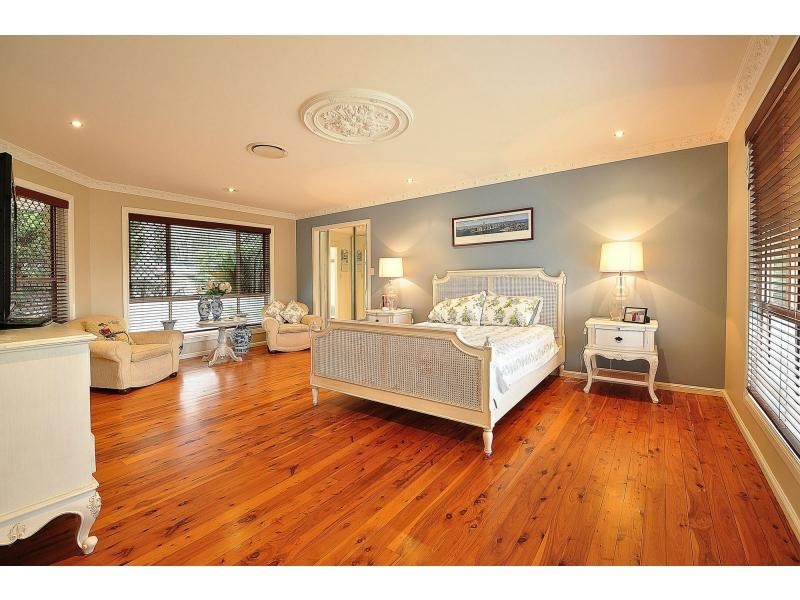 25 Fenton Drive, Tallebudgera QLD 4228