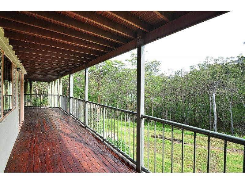 25 Fenton Drive, Tallebudgera QLD 4228