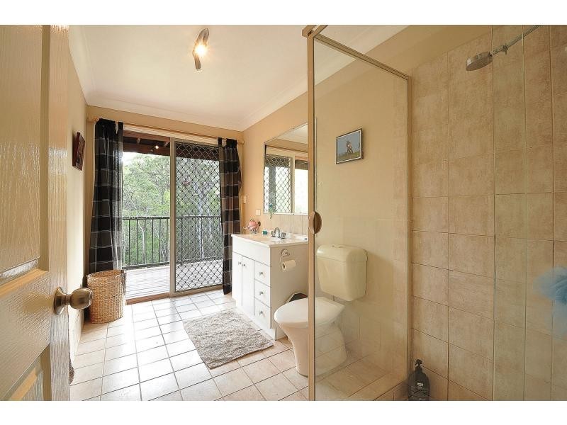 25 Fenton Drive, Tallebudgera QLD 4228