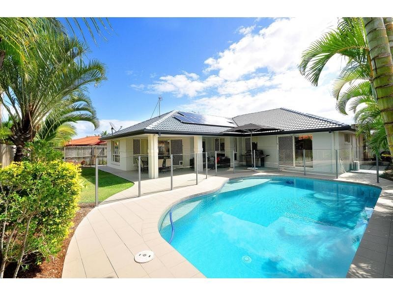 22 Sittella Crescent, Burleigh Waters QLD 4220