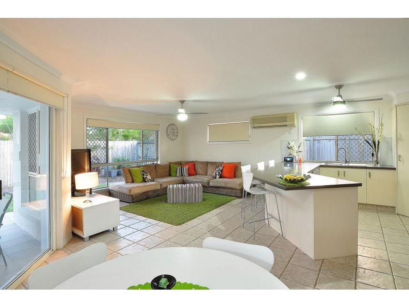 22 Sittella Crescent, Burleigh Waters QLD 4220