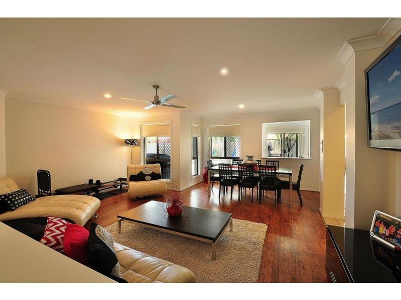 22 Sittella Crescent, Burleigh Waters QLD 4220