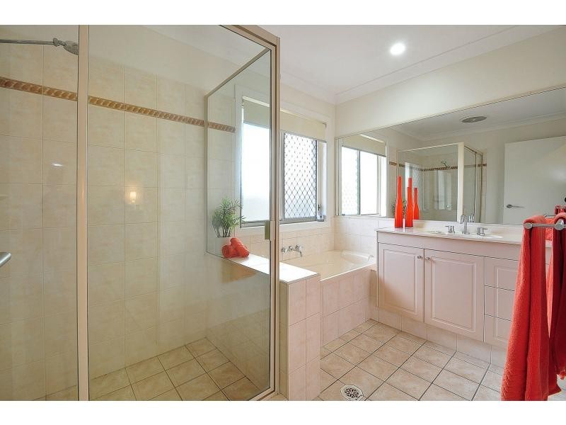 22 Sittella Crescent, Burleigh Waters QLD 4220