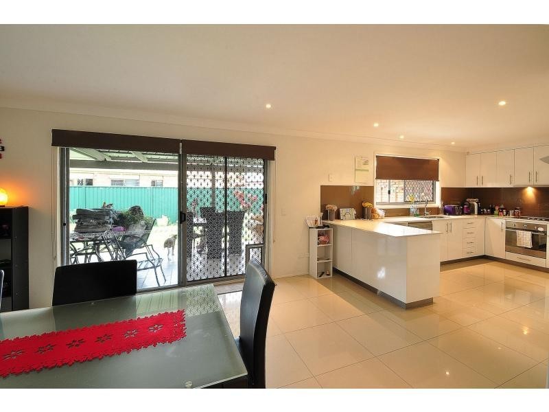 4 Violet Court, Miami QLD 4220