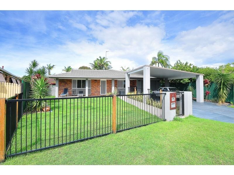 4 Violet Court, Miami QLD 4220