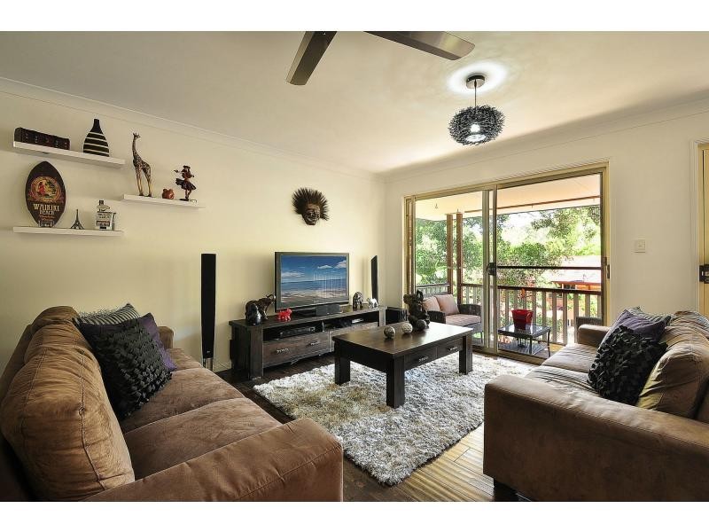 2/7 Kingia Court, Burleigh Heads QLD 4220