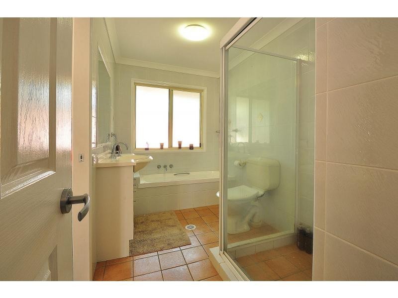 2/7 Kingia Court, Burleigh Heads QLD 4220