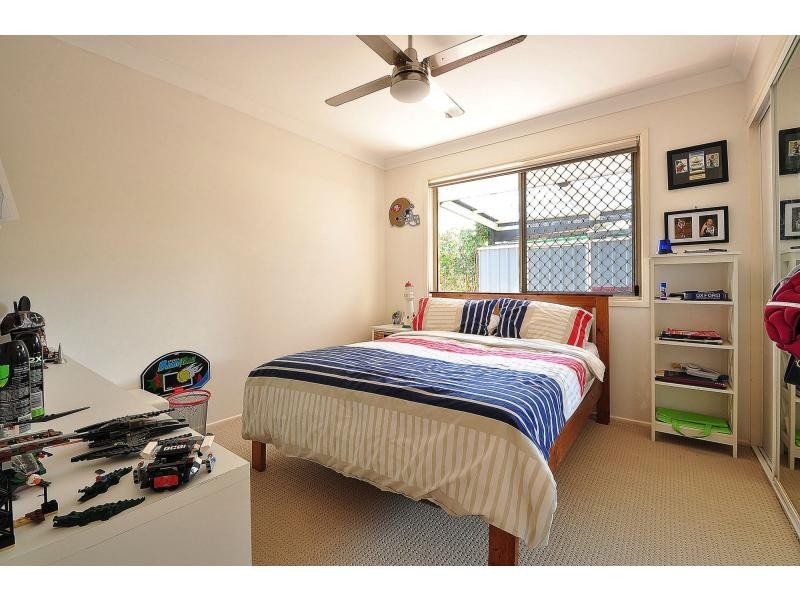 8 Sonama Court, Burleigh Waters QLD 4220
