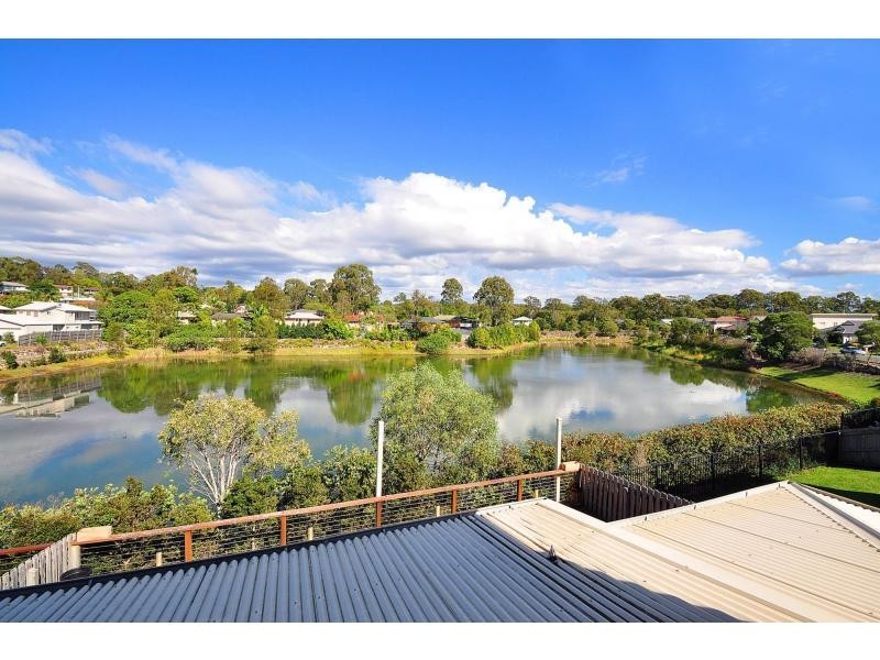 1/7 Marks Drive, Varsity Lakes QLD 4227