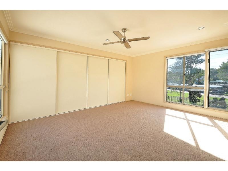 1/7 Marks Drive, Varsity Lakes QLD 4227