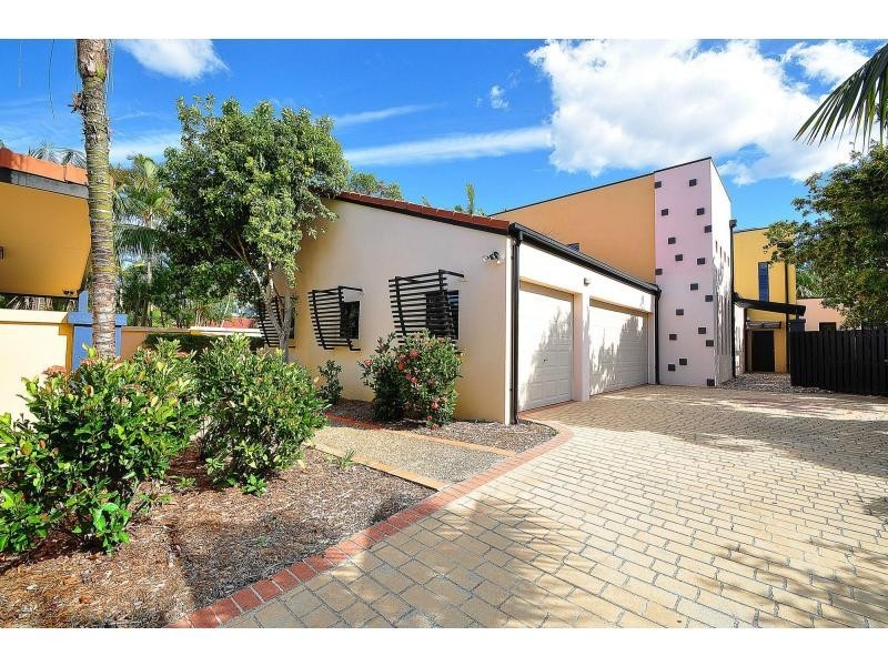 29 Kentia Court, Elanora QLD 4221