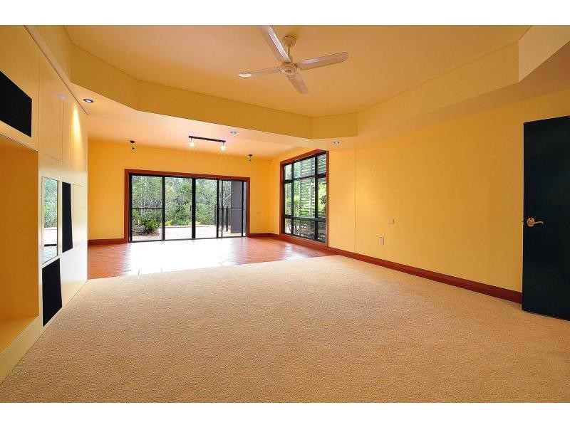 29 Kentia Court, Elanora QLD 4221