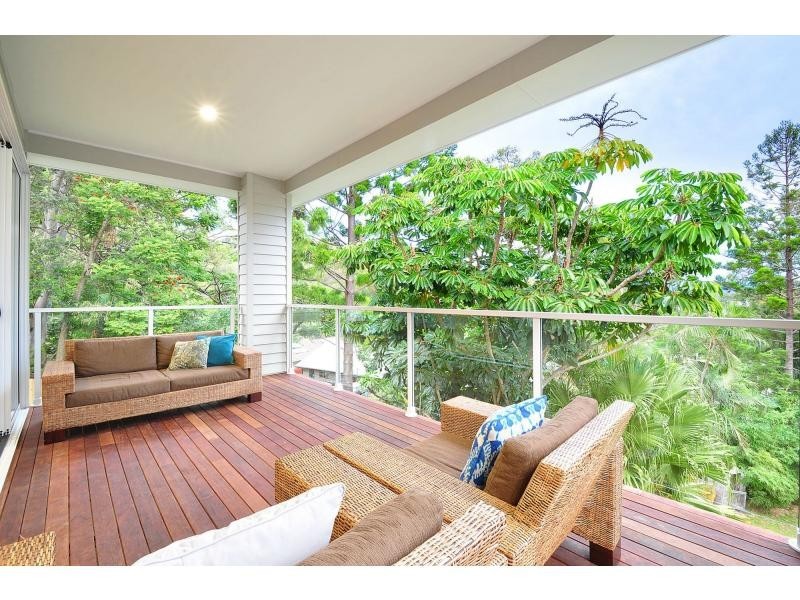 202A Ocean Parade, Burleigh Heads QLD 4220