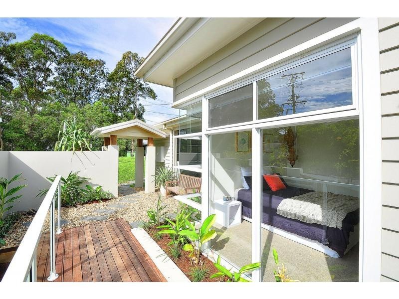 202A Ocean Parade, Burleigh Heads QLD 4220