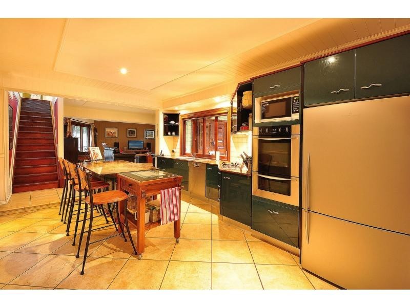 18 Twenty Sixth Avenue, Palm Beach QLD 4221