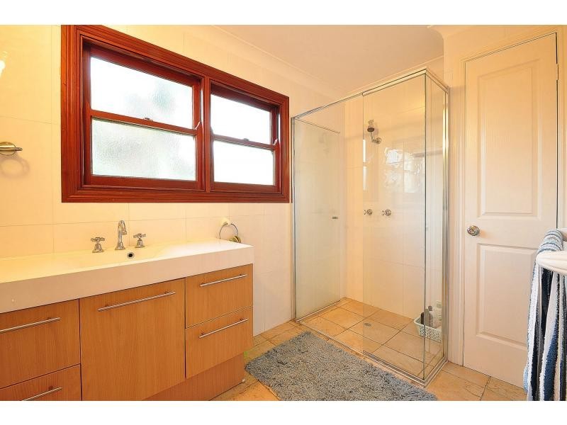 18 Twenty Sixth Avenue, Palm Beach QLD 4221