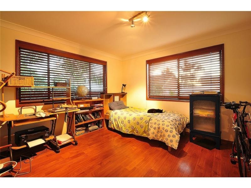 18 Twenty Sixth Avenue, Palm Beach QLD 4221