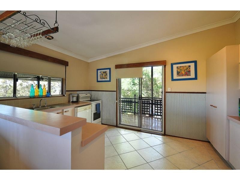 7 Fenton Drive, Tallebudgera QLD 4228
