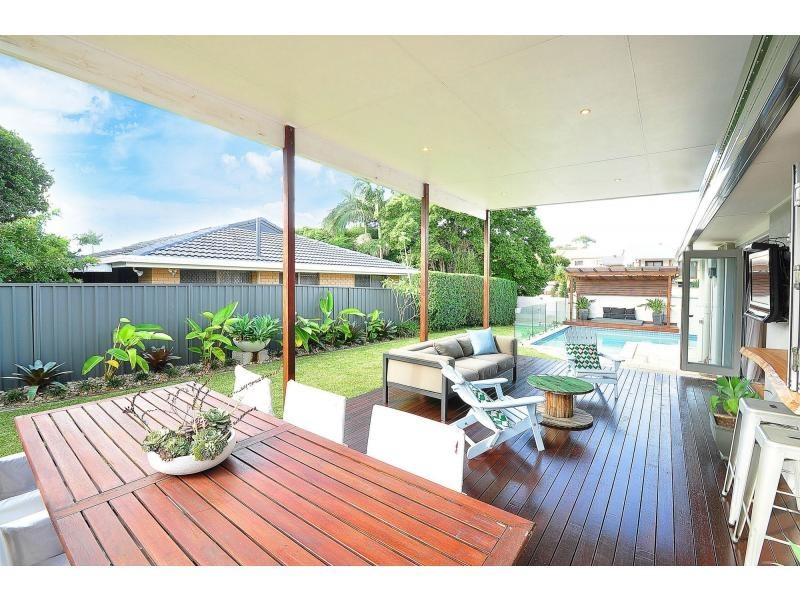 37 Burleigh Street, Burleigh Heads QLD 4220