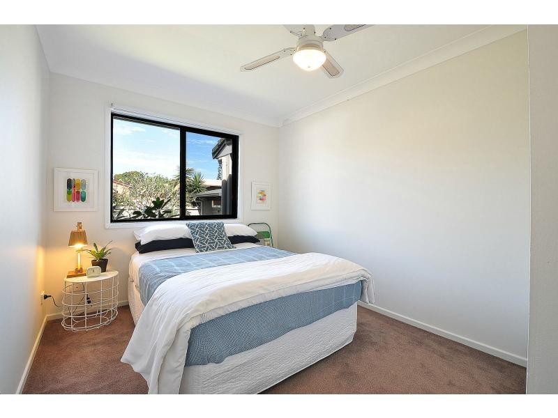 37 Burleigh Street, Burleigh Heads QLD 4220