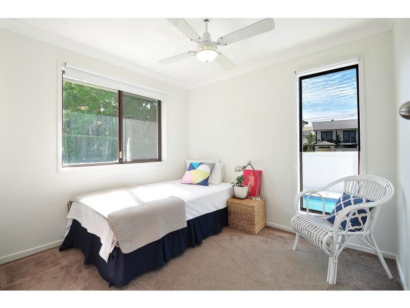 37 Burleigh Street, Burleigh Heads QLD 4220