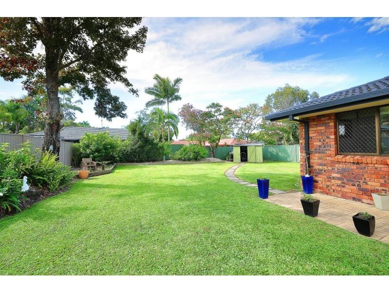 42 Cottesloe Drive, Robina QLD 4226