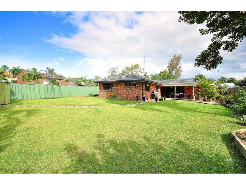 42 Cottesloe Drive, Robina QLD 4226