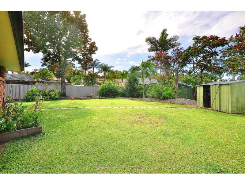 42 Cottesloe Drive, Robina QLD 4226