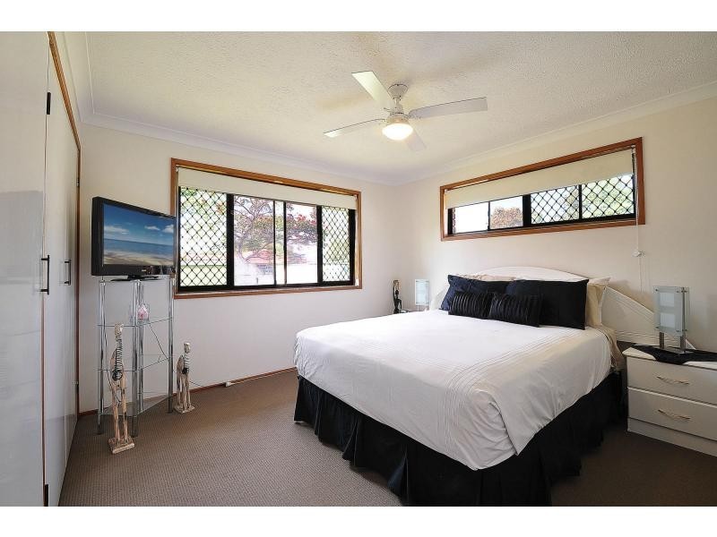 42 Cottesloe Drive, Robina QLD 4226