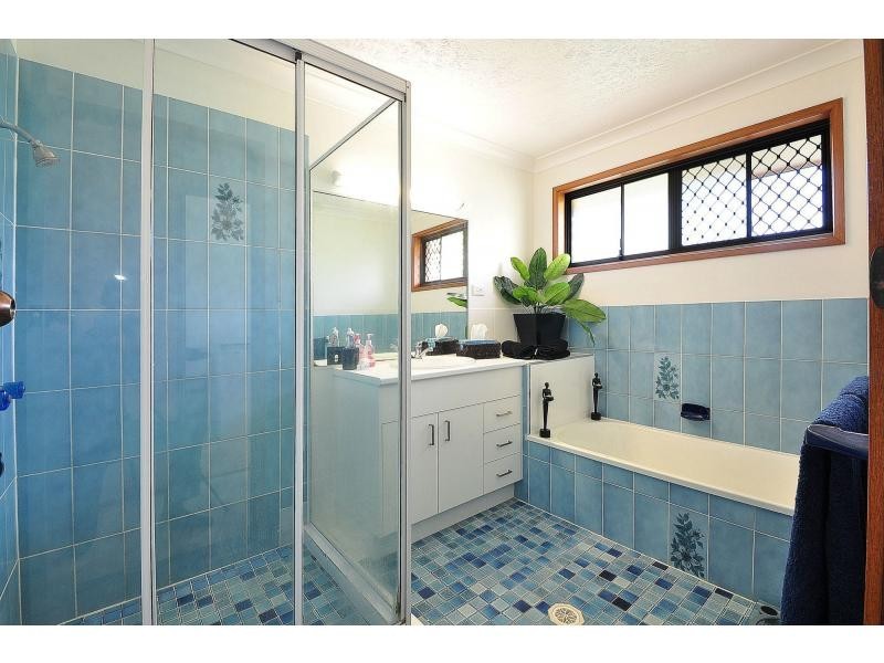 42 Cottesloe Drive, Robina QLD 4226