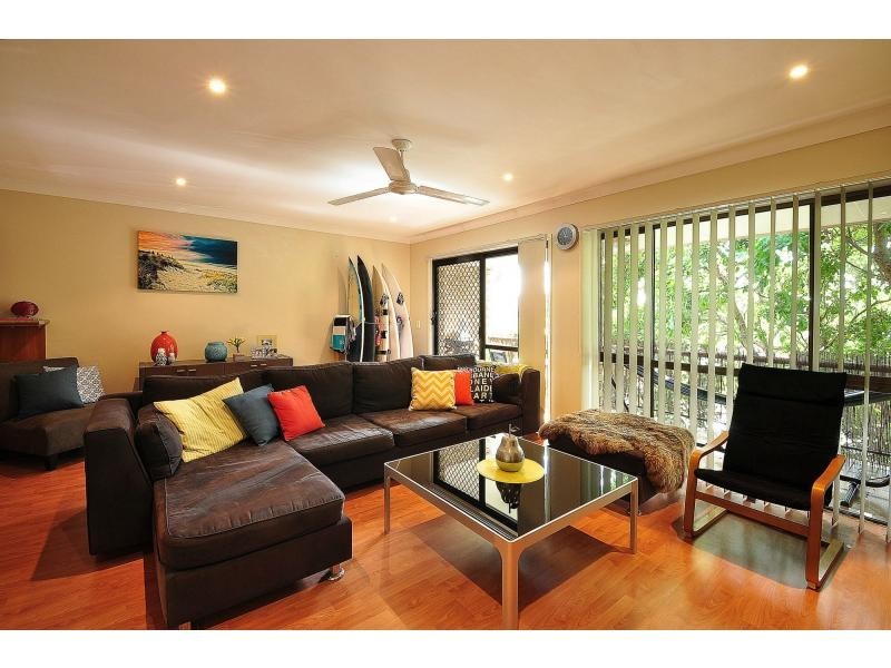 8/54 Karbunya Street, Mermaid Waters QLD 4218