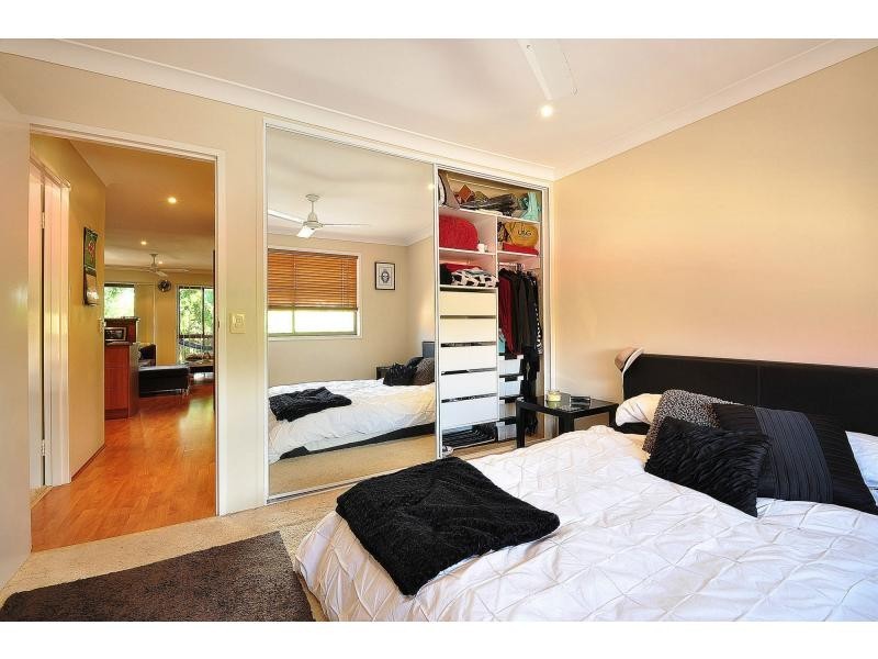 8/54 Karbunya Street, Mermaid Waters QLD 4218