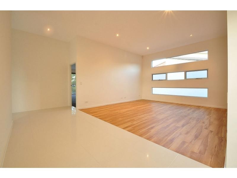 15 Gilgandra Close, Reedy Creek QLD 4227