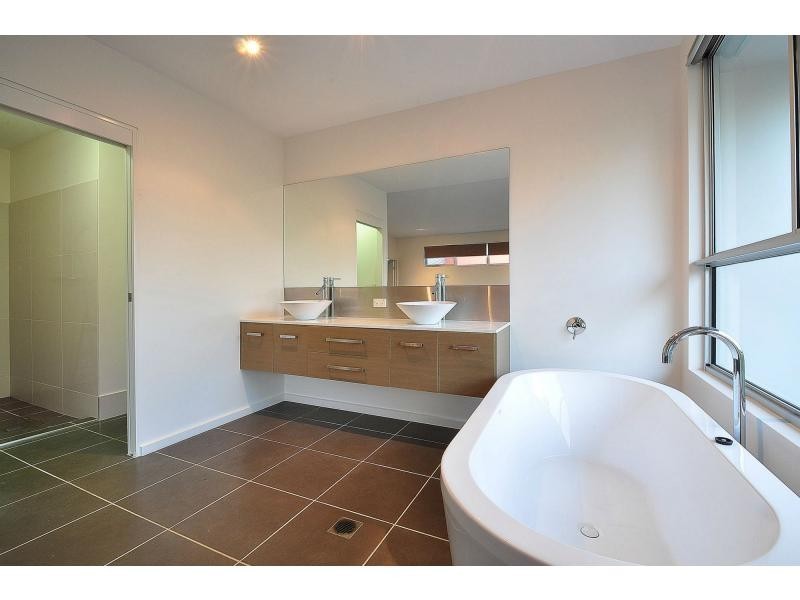 15 Gilgandra Close, Reedy Creek QLD 4227