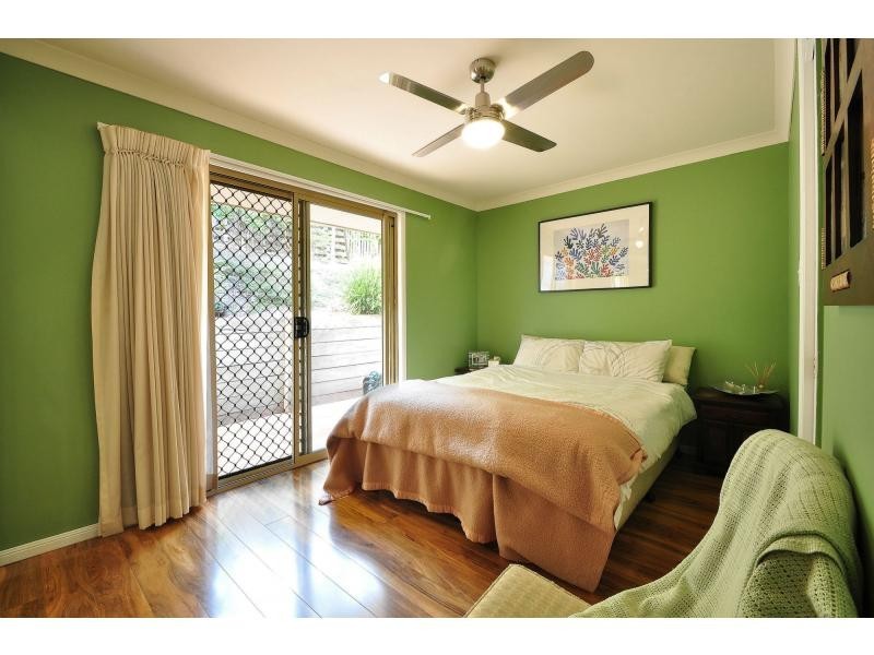 2/5 Kingia Court, Burleigh Heads QLD 4220