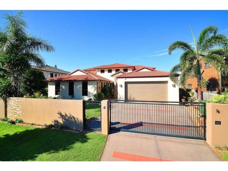 76 Honeyeater Drive, Burleigh Waters QLD 4220