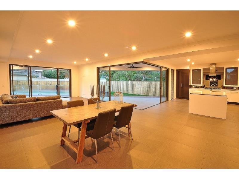 24 Ferny Fairway, Burleigh Heads QLD 4220