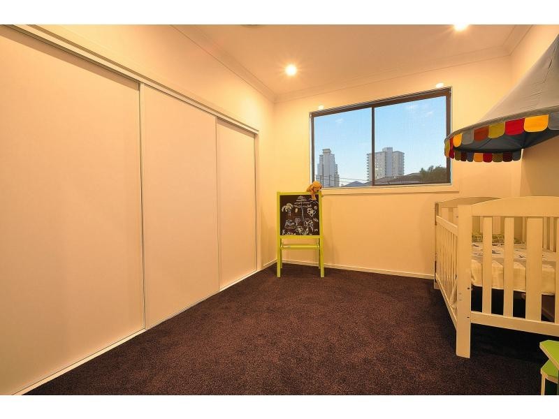 24 Ferny Fairway, Burleigh Heads QLD 4220