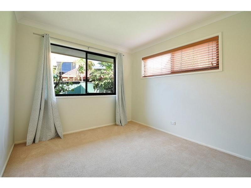 5/7 Sunbird Street, Burleigh Waters QLD 4220
