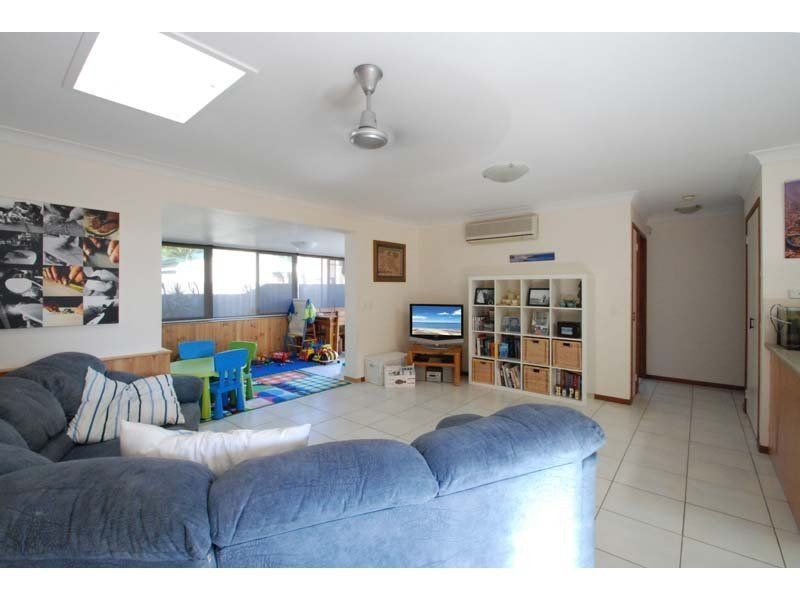 2/16 Nineteenth Avenue, Palm Beach QLD 4221