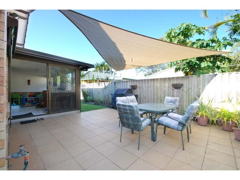 2/16 Nineteenth Avenue, Palm Beach QLD 4221